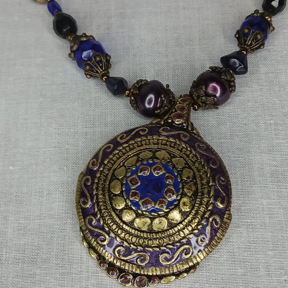 Necklace - Picture 4 of 5